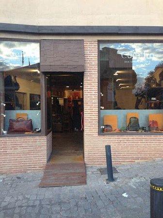 Cuerho House of Leather