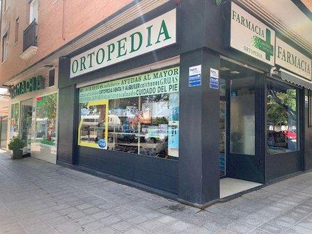 Pozuelo station pharmacy