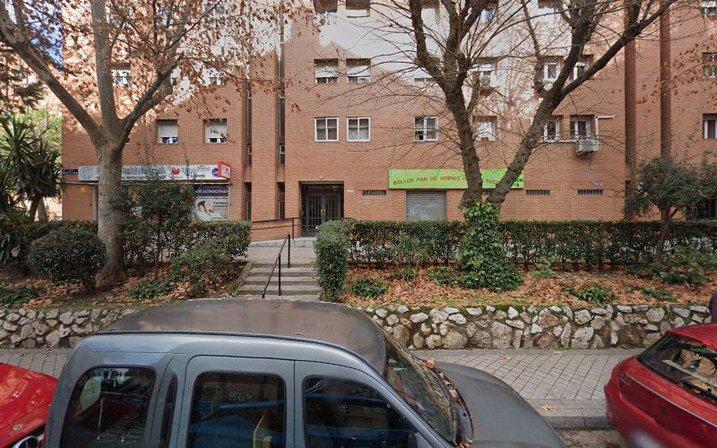 Calle Puerto de Canencia, 1