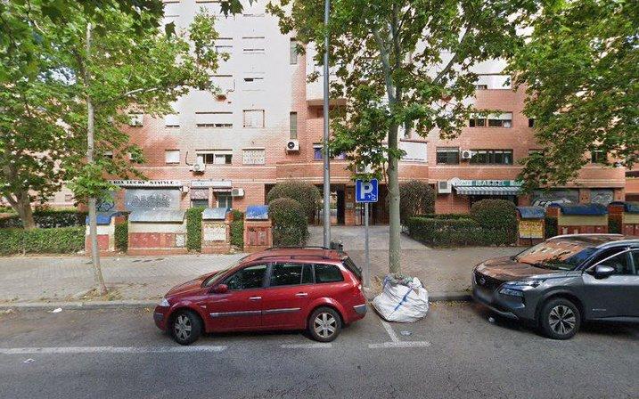 Avenida Pablo Neruda 98