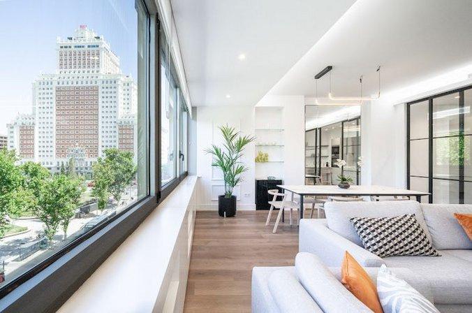 Madrid Plaza Apartments