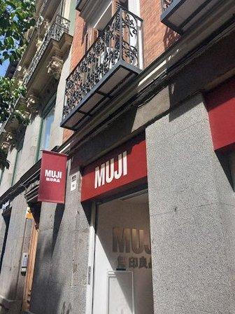MUJI