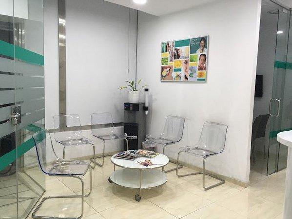 Clínica Dental Caredent Lopez de Hoyos