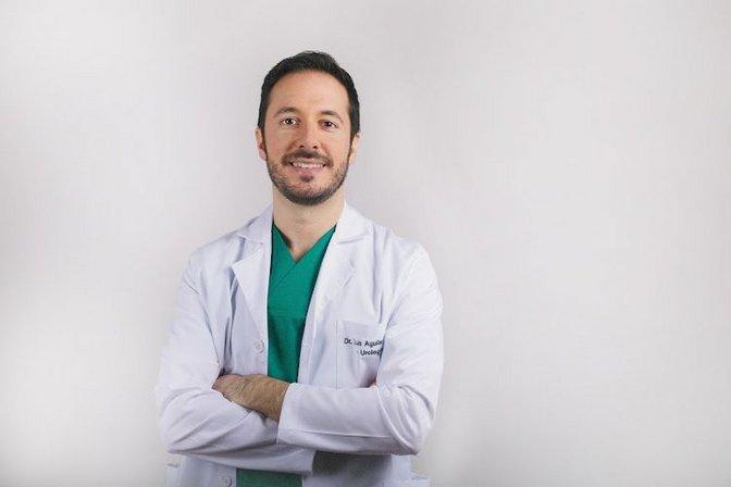 Dr. Luis Aguilar Gisbert