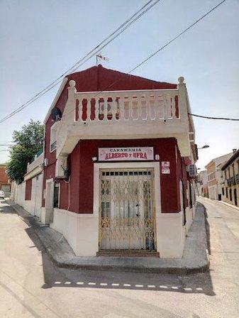 Carnicería Alberto y Ufra