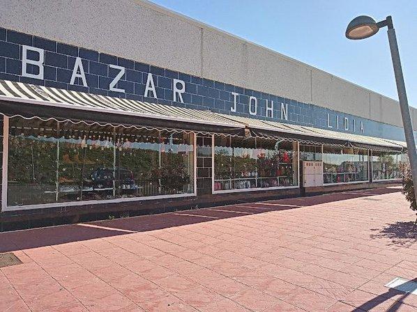 Bazar John y Lidia