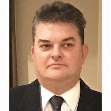 Dr. Juan Ignacio Viñuales García, Traumatólogo