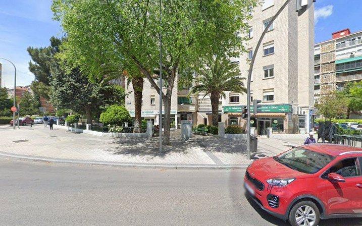 Tecnocasa Estudio las Aguilas - Inmobiliaria