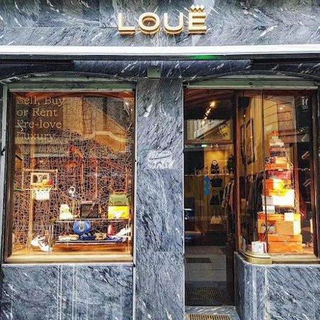 LOUÉ