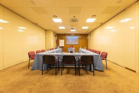 Rental of meeting rooms and offices in Madrid