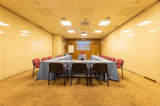 Rental of meeting rooms and offices in Madrid