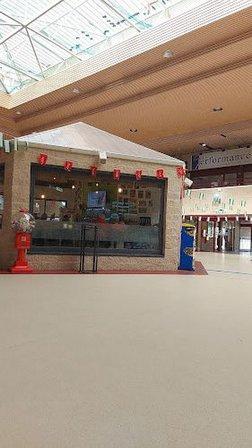 Centro Comercial Zoco Monterozas