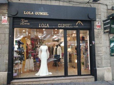 Lola Gumiel Trajes de Boda y Complementos
