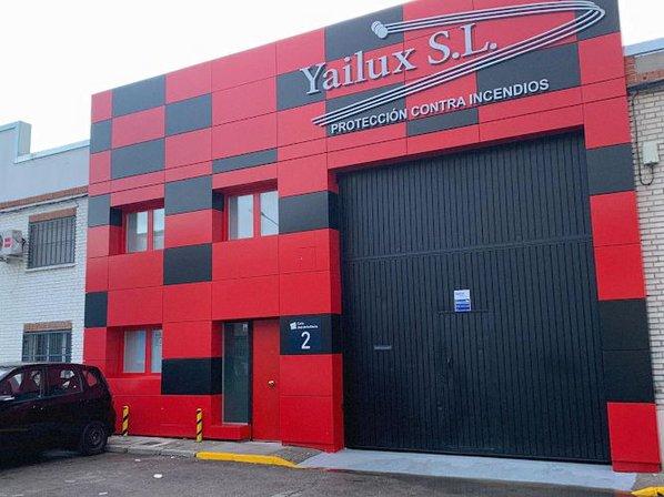 YAILUX, S.L.