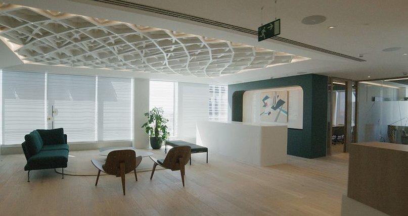 Hogan Lovells