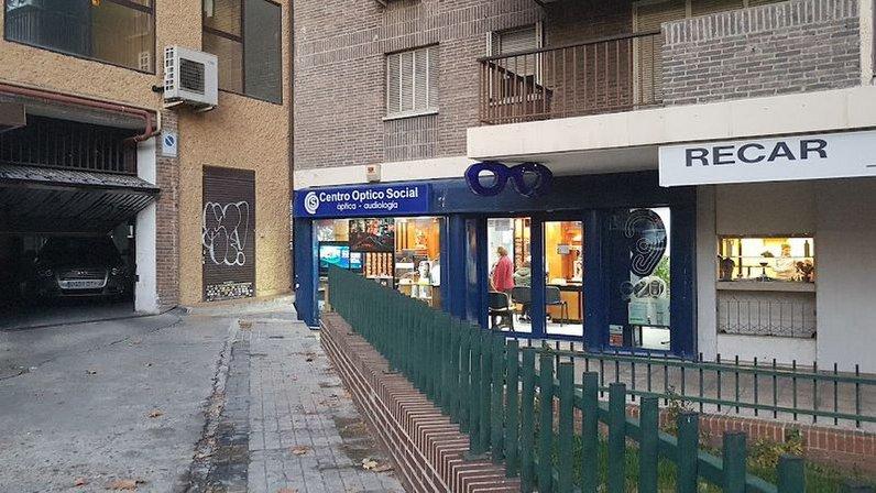 Optical Center Social