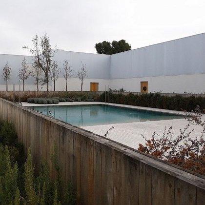 CALEDONIAN Somosaguas