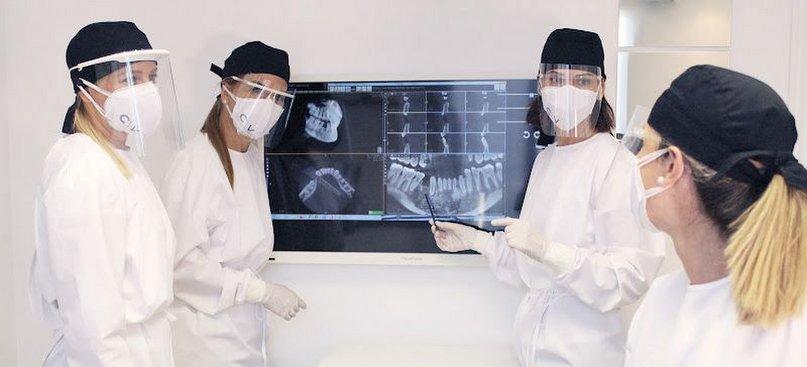 Clínica Dental CRISTINA VIYUELA
