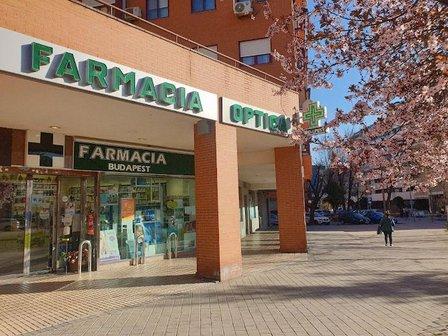 Farmacia Óptica Budapest. Multiópticas