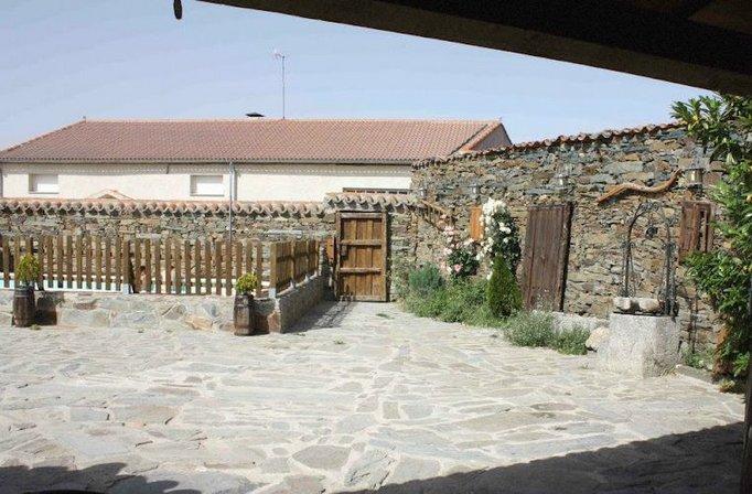 Casa Rural "El Horno de Rinconada" (Apartamentos Turísticos Ávila)