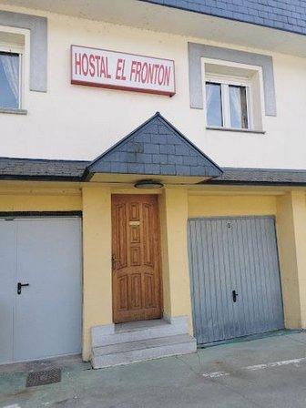 Hostal el Frontón