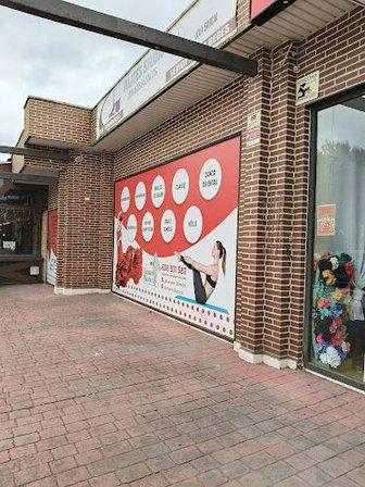 Alquiler y venta de trajes de flamenca