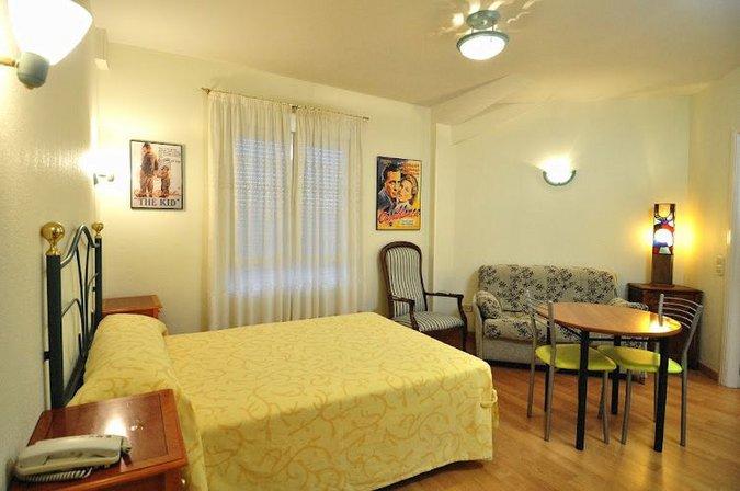 Hotel Apartamentos ARALSO Sotillo