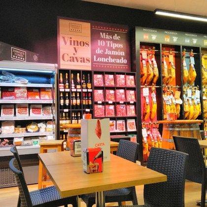 Enrique Tomás JAMON-TAPAS-VINO