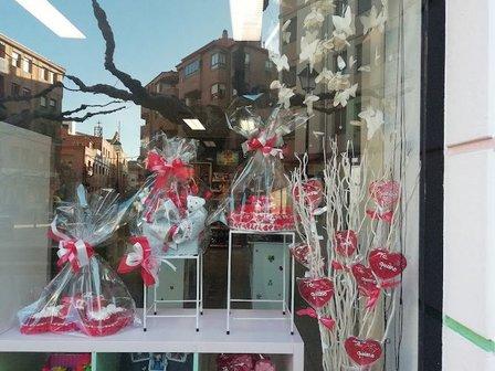 Tienda de chuches " LA BELLA"