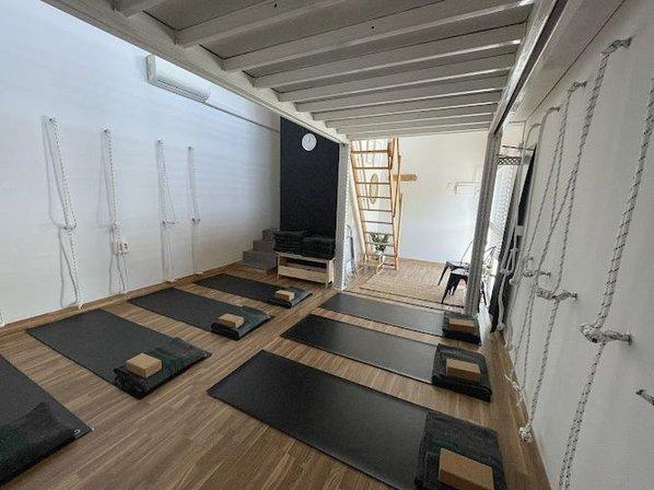 Atma Yogui Estudio de Yoga