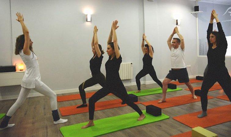LIVE YOGA