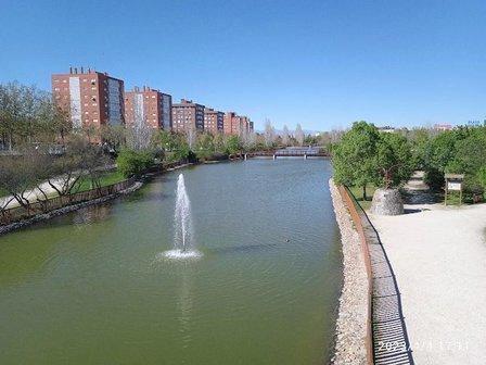 Parque Lago Loranca