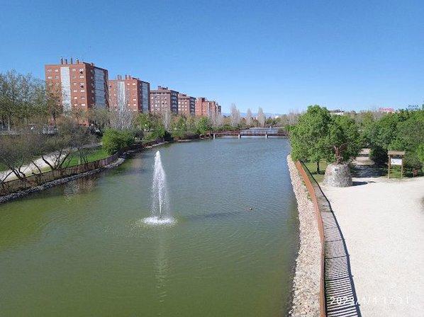 Parque Lago Loranca