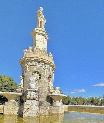 Fuente de la Mariblanca