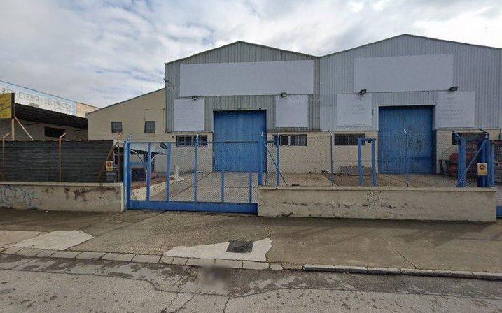 Recogida de Muebles GRATUITA y tienda de artículos de segunda mano . Centro Reto ( Rastro Reto )