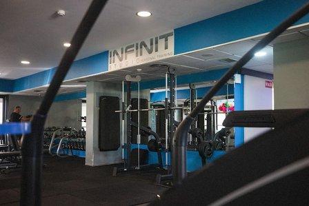 Gimnasio Infinit Fitness Moraleja - Abierto 24 horas