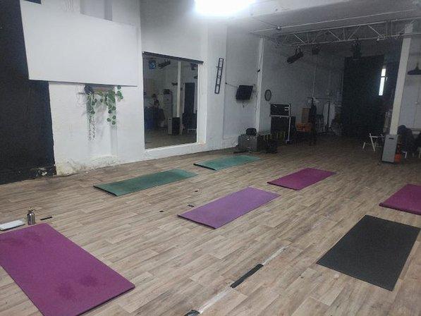 Yoga con Hele - Vinyasa Yoga