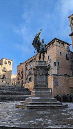 Monumento a Juan Bravo