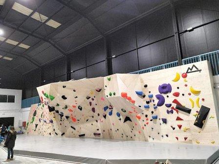 Rocódromo escalada Bloc and Rock