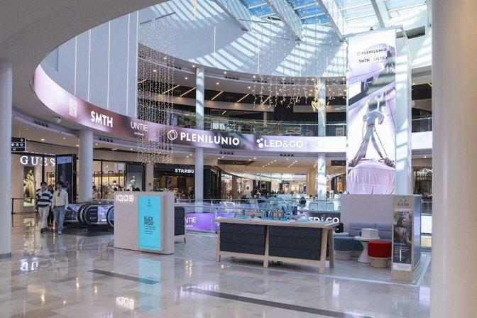 IQOS STAND PLENILUNIO