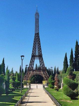 Torre Eiffel de Torrejón