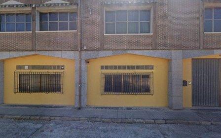 Moda y Formas, S.L.