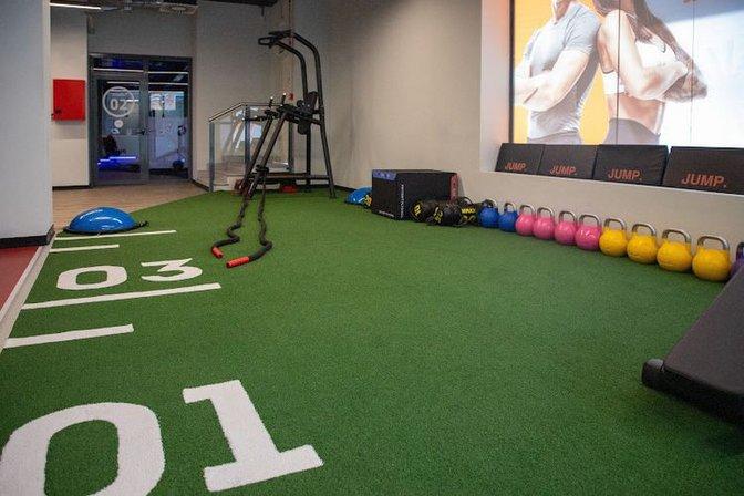 Gimnasio VivaGym Julián Camarillo